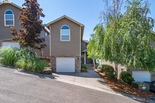 1487 NE Four Seasons Dr, Roseburg, OR 97470 - Photo 1