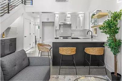 4234 SE Yamhill St #C, Portland, OR 97215 - Photo 5