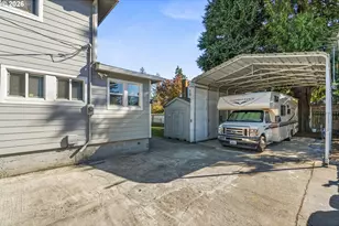 707 SE Union St, Camas, WA 98607 - Photo 37