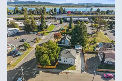 707 SE Union St, Camas, WA 98607 - Photo 33