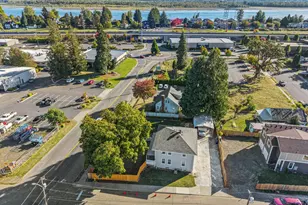 707 SE Union St, Camas, WA 98607 - Photo 33