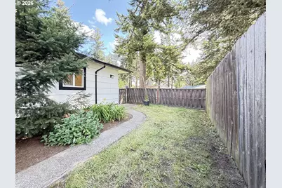 11024 SE Long St, Portland, OR 97266 - Photo 21