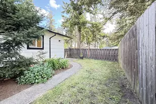 11024 SE Long St, Portland, OR 97266 - Photo 21
