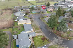 215 Smith Loop, Springfield, OR 97478 - Photo 13