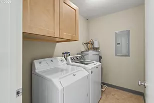 200 Burnham Rd, Lake Oswego, OR 97034 - Photo 17