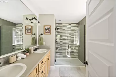 7955 N Courtenay Ave, Portland, OR 97203 - Photo 25