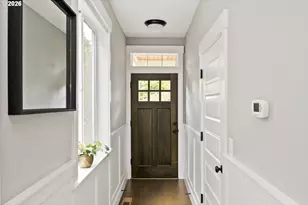 7955 N Courtenay Ave, Portland, OR 97203 - Photo 3