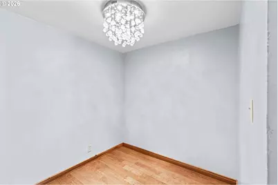 233 Howard Ave, Eugene, OR 97404 - Photo 11