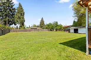233 Howard Ave, Eugene, OR 97404 - Photo 33