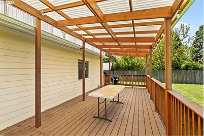 233 Howard Ave, Eugene, OR 97404 - Photo 31