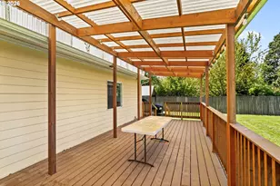 233 Howard Ave, Eugene, OR 97404 - Photo 31