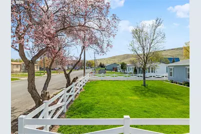 775 4th St, Baker City, OR 97814 - Photo 27