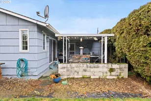 300 W Clackamas Cir, Woodburn, OR 97071 - Photo 29