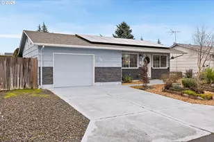 300 W Clackamas Cir, Woodburn, OR 97071 - Photo 3