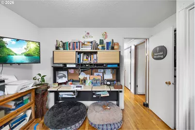 300 W Clackamas Cir, Woodburn, OR 97071 - Photo 19