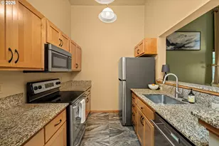 650 W 12th Ave, Eugene, OR 97402 - Photo 15