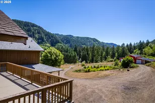 15755 Hwy 36, Deadwood, OR 97430 - Photo 11