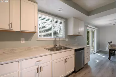 15840 SW Sunset Ct, Sherwood, OR 97140 - Photo 7