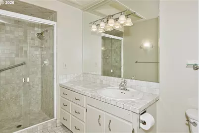 9 Britten Ct, Lake Oswego, OR 97035 - Photo 11