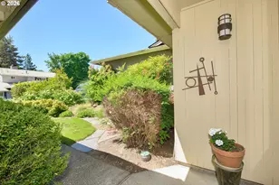 9 Britten Ct, Lake Oswego, OR 97035 - Photo 21