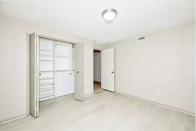 9 Britten Ct, Lake Oswego, OR 97035 - Photo 15