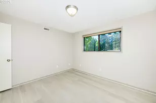 9 Britten Ct, Lake Oswego, OR 97035 - Photo 17