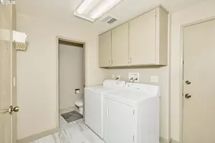 9 Britten Ct, Lake Oswego, OR 97035 - Photo 11