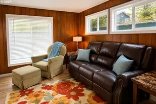 375 17th St, Springfield, OR 97477 - Photo 29