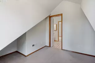 2520 SW Miles St, Portland, OR 97219 - Photo 23