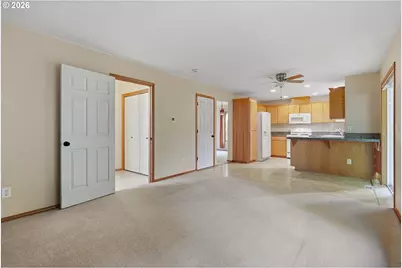 2520 SW Miles St, Portland, OR 97219 - Photo 13
