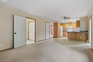 2520 SW Miles St, Portland, OR 97219 - Photo 13