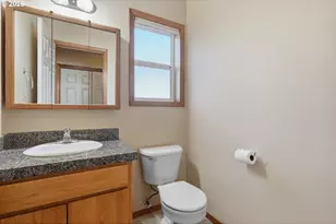 2520 SW Miles St, Portland, OR 97219 - Photo 17