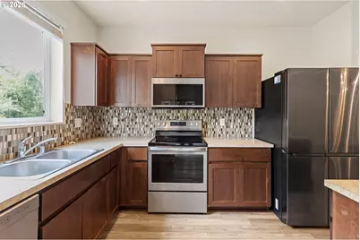 8601 NE 14th Ave, Vancouver, WA 98665 - Photo 11