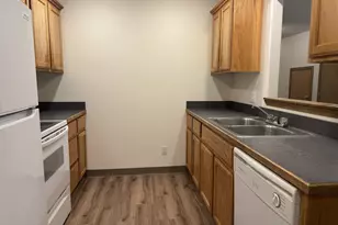 320 Monmouth Ave S, Monmouth, OR 97361 - Photo 25