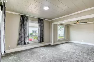 611 SW 4th St, Pendleton, OR 97801 - Photo 5