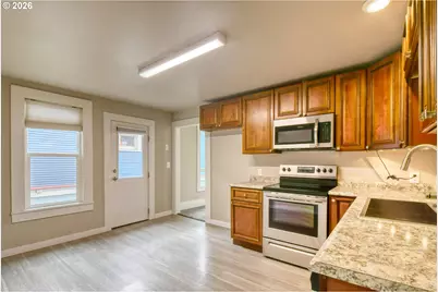 611 SW 4th St, Pendleton, OR 97801 - Photo 15
