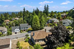 19602 Wildwood Dr, West Linn, OR 97068 - Photo 47