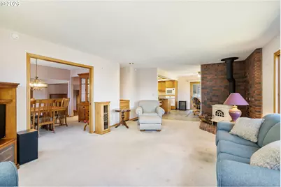 19602 Wildwood Dr, West Linn, OR 97068 - Photo 13