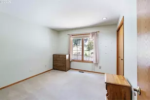19602 Wildwood Dr, West Linn, OR 97068 - Photo 27