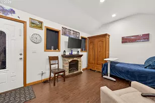 1908 NE Orchard Ave, McMinnville, OR 97128 - Photo 21