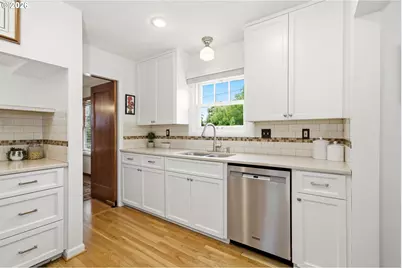3203 NE Klickitat St, Portland, OR 97212 - Photo 11