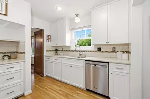 3203 NE Klickitat St, Portland, OR 97212 - Photo 11