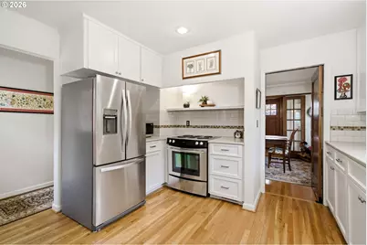 3203 NE Klickitat St, Portland, OR 97212 - Photo 9