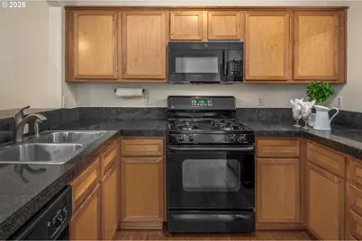 900 SW 173rd Ave, Beaverton, OR 97006 - Photo 13