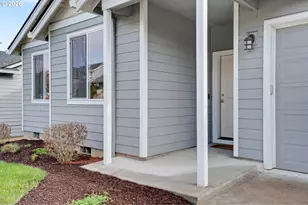 415 NW 6th St, Willamina, OR 97396 - Photo 3