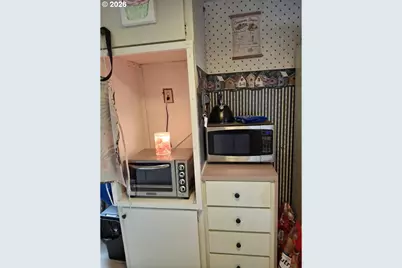 3950 Coburg Rd #3, Eugene, OR 97408 - Photo 5