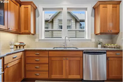 605 SW Trillium Creek Ter, Portland, OR 97225 - Photo 15
