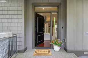605 SW Trillium Creek Ter, Portland, OR 97225 - Photo 3
