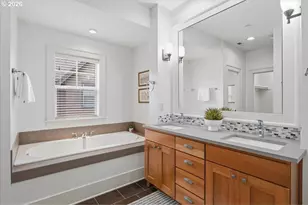 605 SW Trillium Creek Ter, Portland, OR 97225 - Photo 15