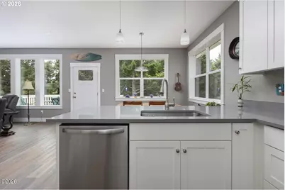 4145 SE Inlet Ave, Lincoln City, OR 97367 - Photo 13